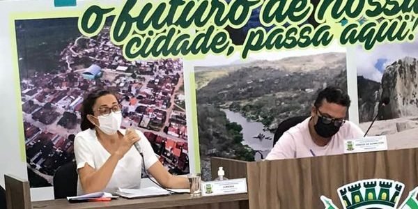 CÂMARA MUNICIPAL APROVA PROJETO DE LEI QUE CONCEDE REAJUSTE AO MAGISTÉRIO MUNICIPAL