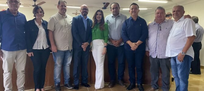 VEREADORES PARTICIPAM DE AUDIÊNCIA PÚBLICA COM JUÍZES E CORREGEDOR-GERAL