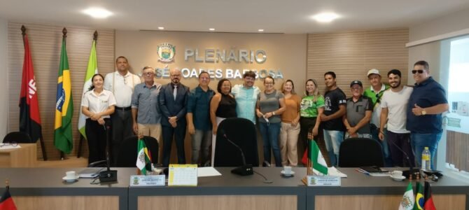 Câmara realiza Audiência Pública para tratar da LDO e Sessão Ordinária, com aprovação de Requerimentos e Moção de Aplausos